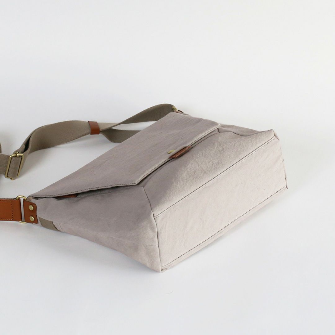 遠州天日干し帆布A4ショルダーバッグ | 香久山鞄