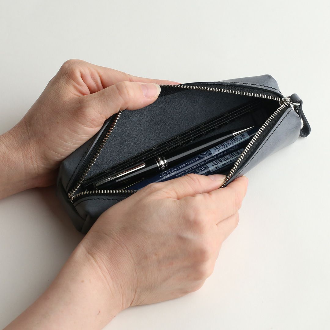 シビラ リスシオ ペンケース | 香久山鞄