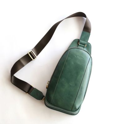 オリーブレザーボディバッグ | 香久山鞄